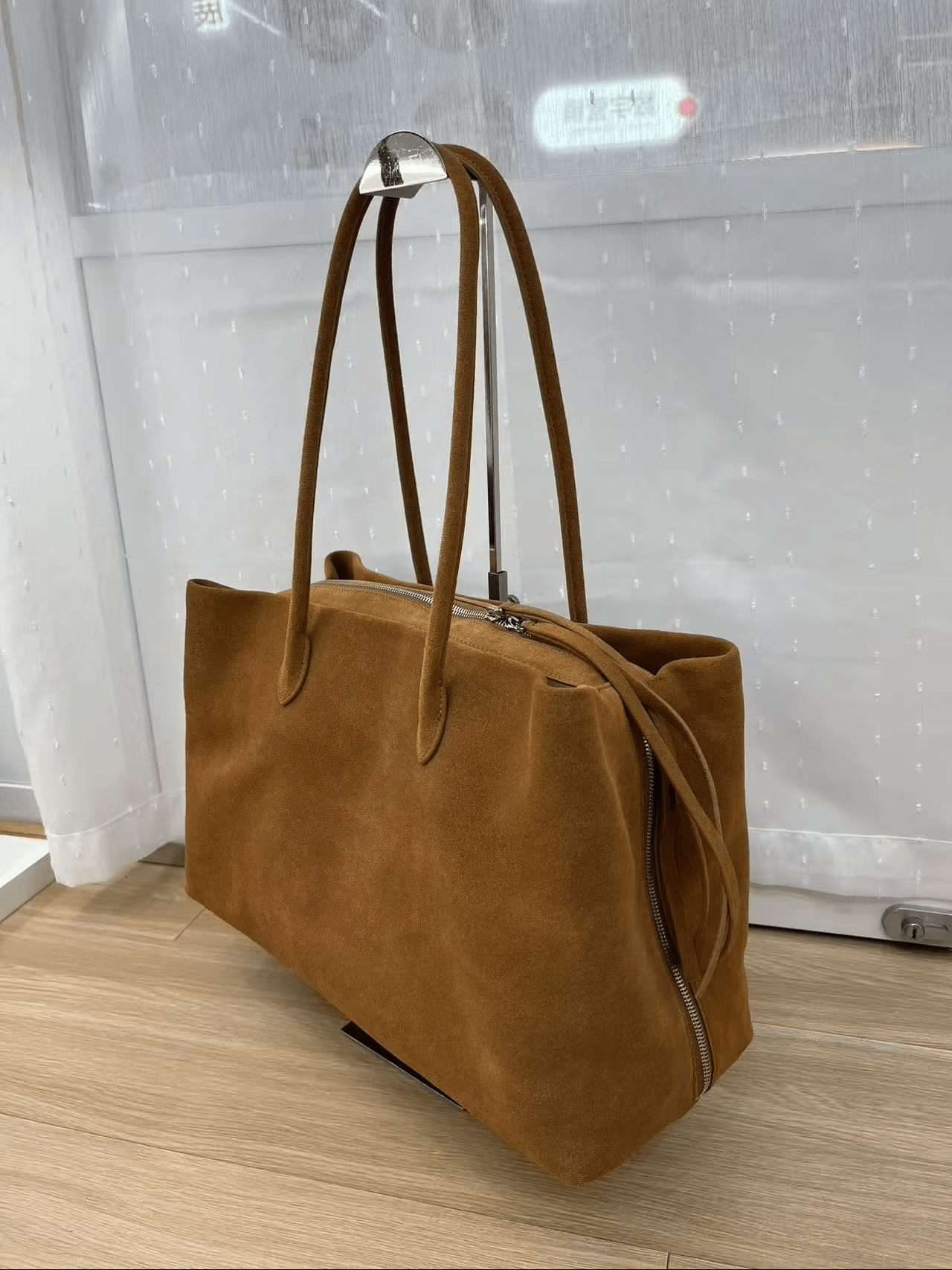 Carly Frosted Suede Tote Bag - Women's Everyday Handbag - Image 4