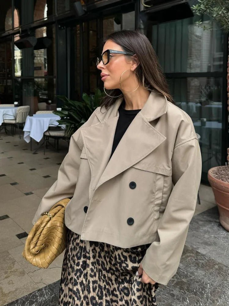 Dhelia Short Trench Coat - Women's Fall and Winter Outerwear - Image 4