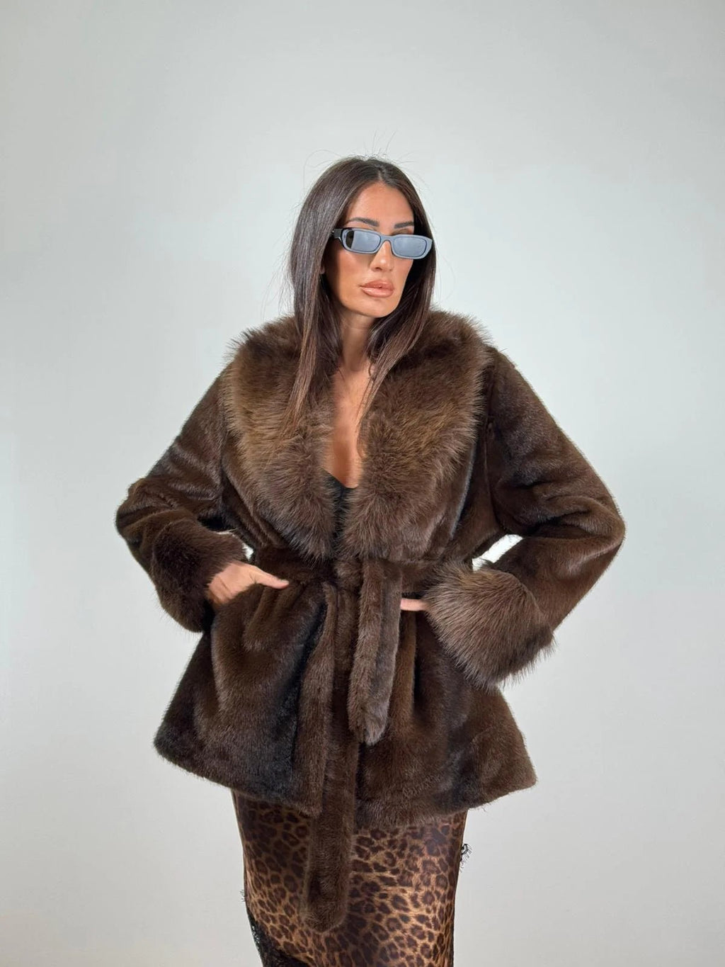 Louise Faux Fur Coat - Women's Fall and Winter Outerwear - Image 5