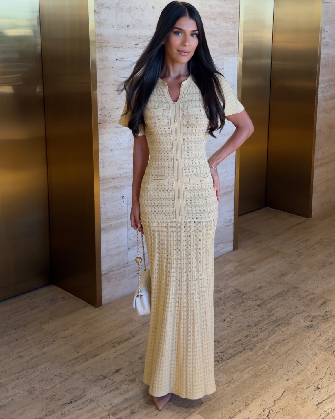 Beatrice Elegant Ribbed Knit Maxi Dress with Cinched Waist - Image 4