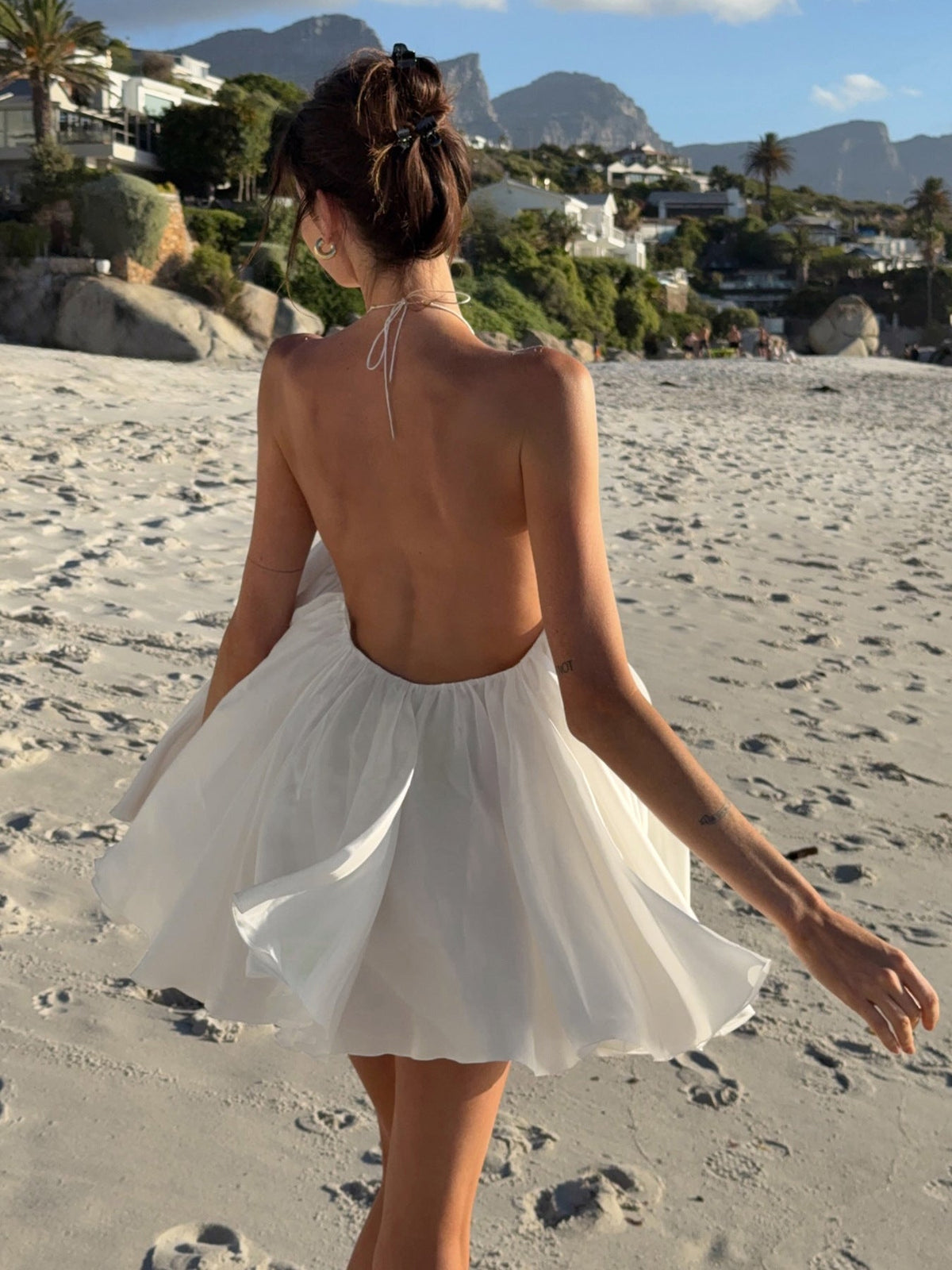 Evelyn Halter Backless Beach Dress - Elegant Occasion Dress for Women - Image 2