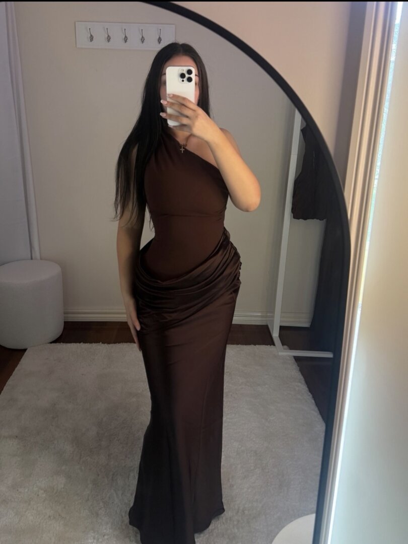 Ella One-Shoulder Maxi Dress - Elegant Occasion Dress for Women - Image 3