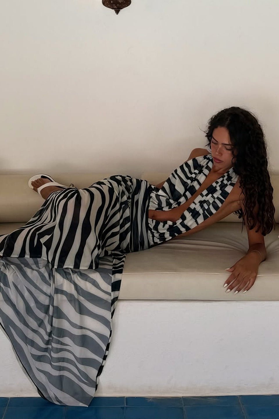 Sara Zebra Cutout Maxi Dress - Elegant Occasion Dress for Women - Image 5