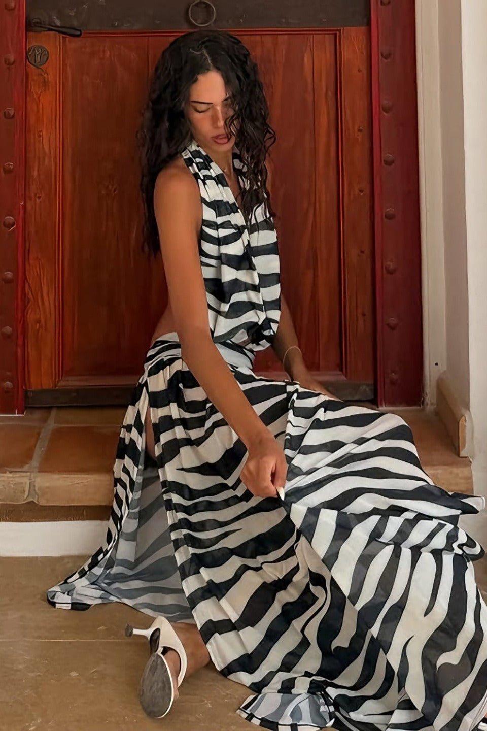 Sara Zebra Cutout Maxi Dress - Elegant Occasion Dress for Women - Image 4