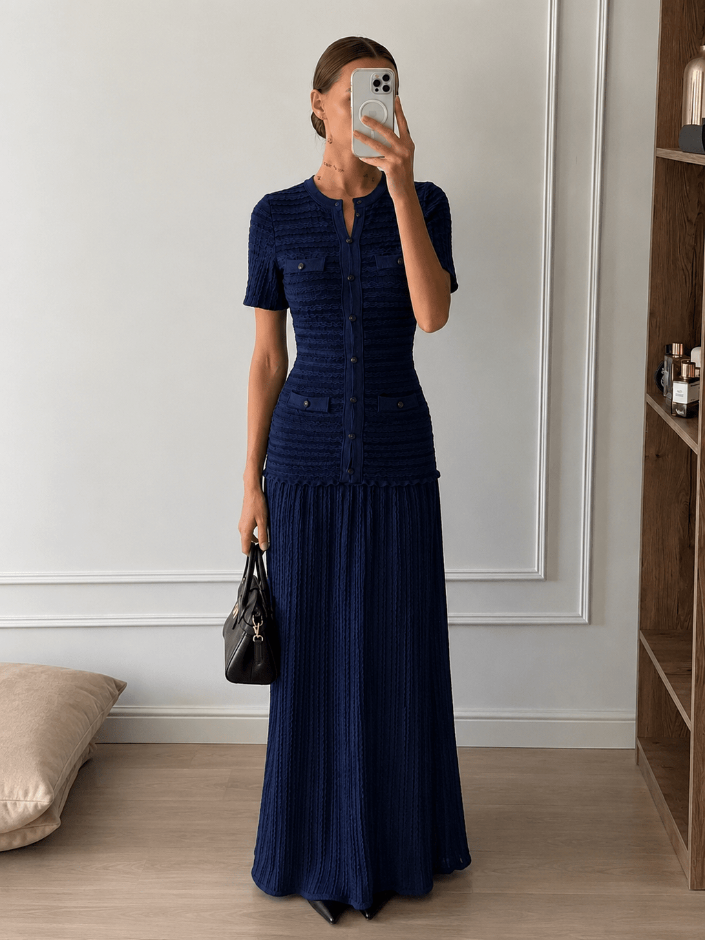 Beatrice Elegant Ribbed Knit Maxi Dress with Cinched Waist - Image 3