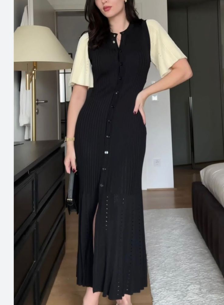 Gina Elegant Long Sleeve Midi Dress - Formal Evening Dress - Image 3