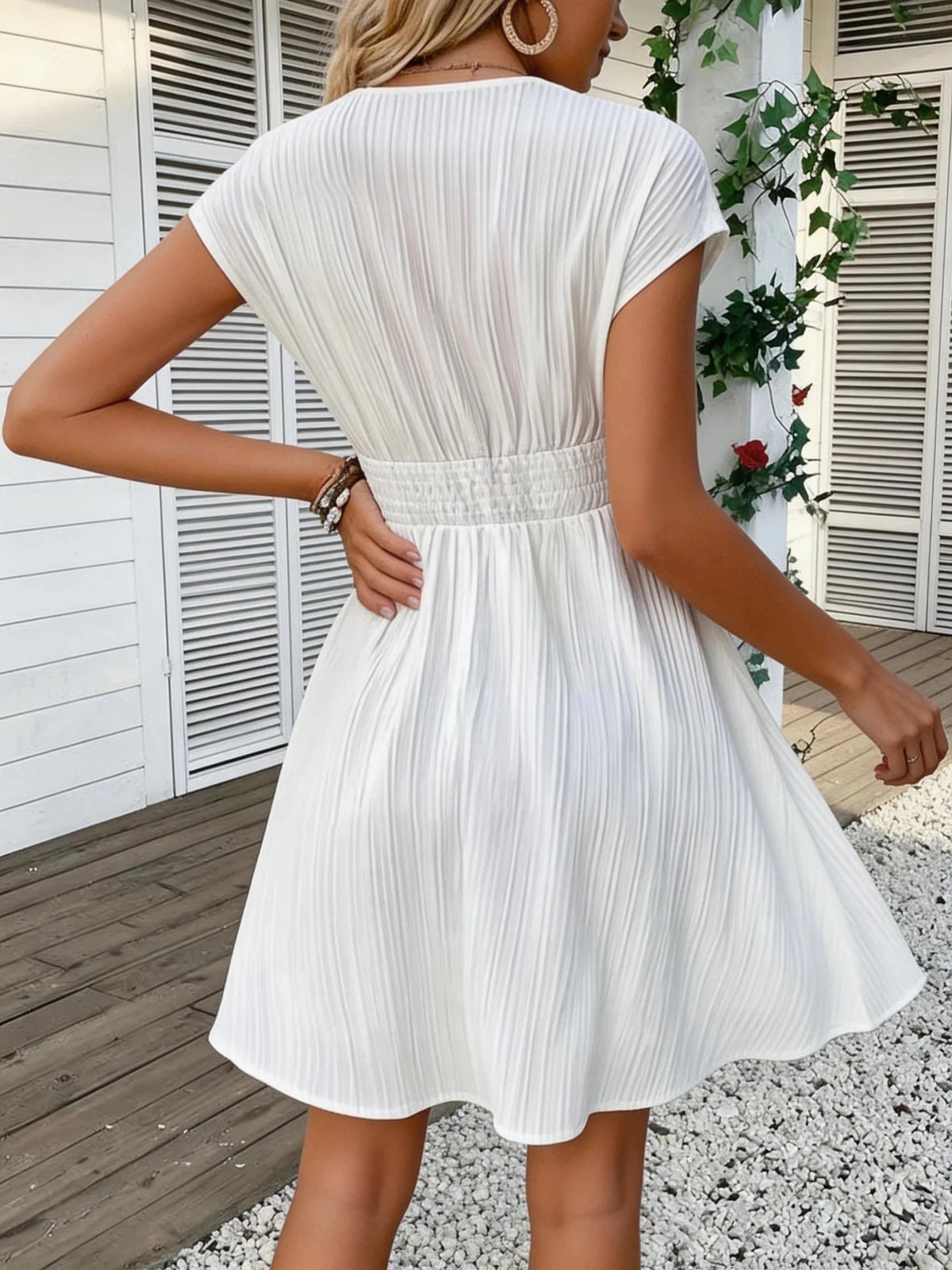 Ilaria French Lace V-Neck Fitted Dress - Elegant Occasion Dress for Women - Image 2