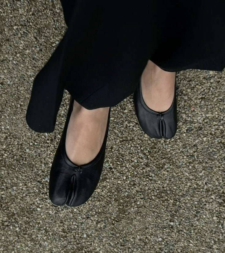 Elizabeth Women's Split Toe Ballet Flats - Comfortable Slip-On Casual Shoes - Image 3