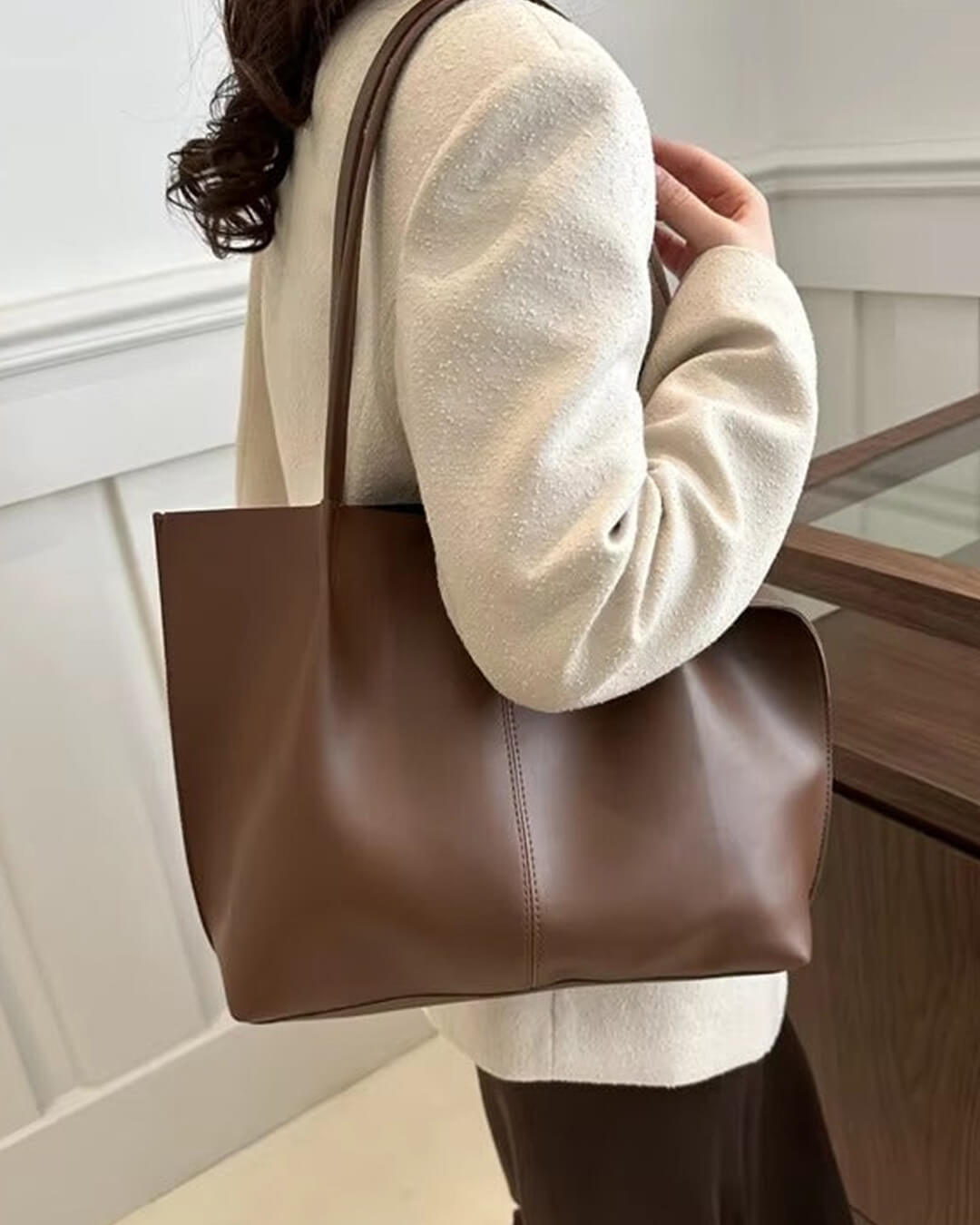 Calista Faux Leather Tote Bag - Women's Everyday Handbag - Image 4
