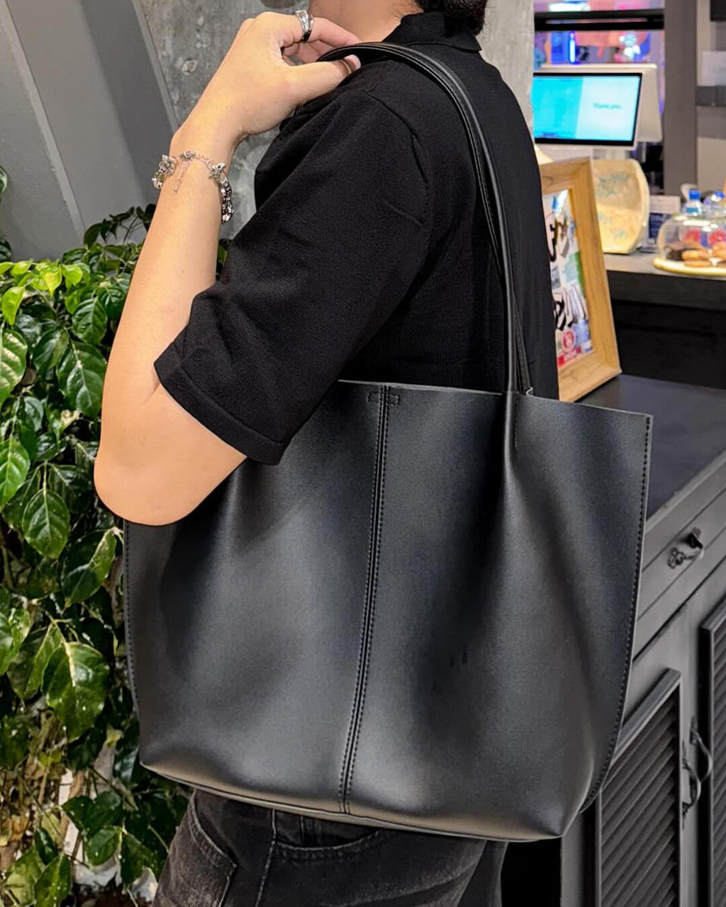 Calista Faux Leather Tote Bag - Women's Everyday Handbag - Image 2