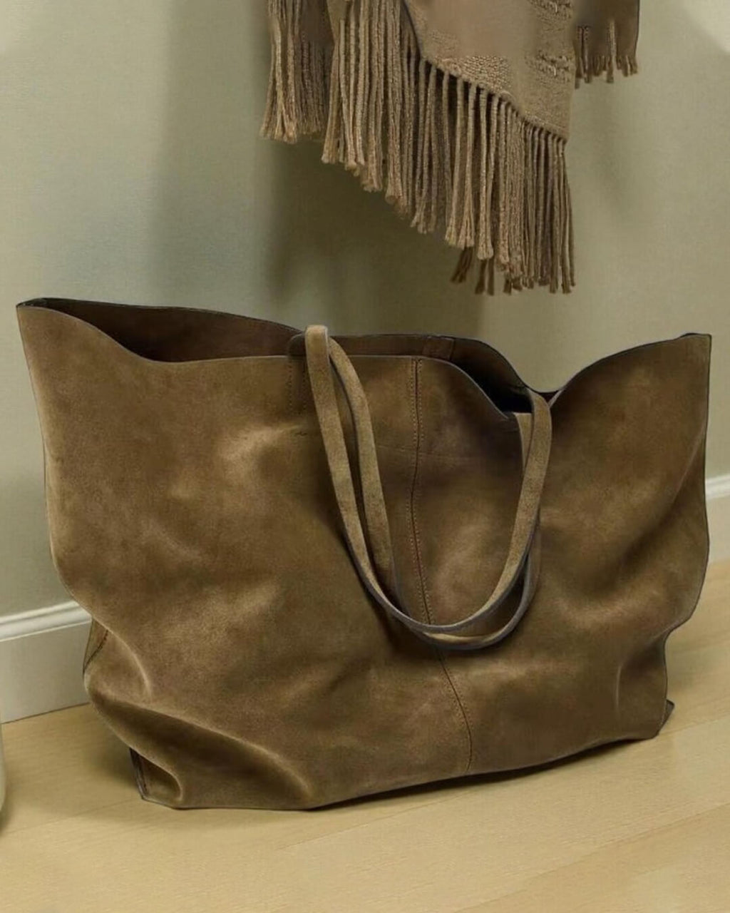Cynthia Large Suede Tote Bag - Women's Everyday Shoulder Handbag - Image 4