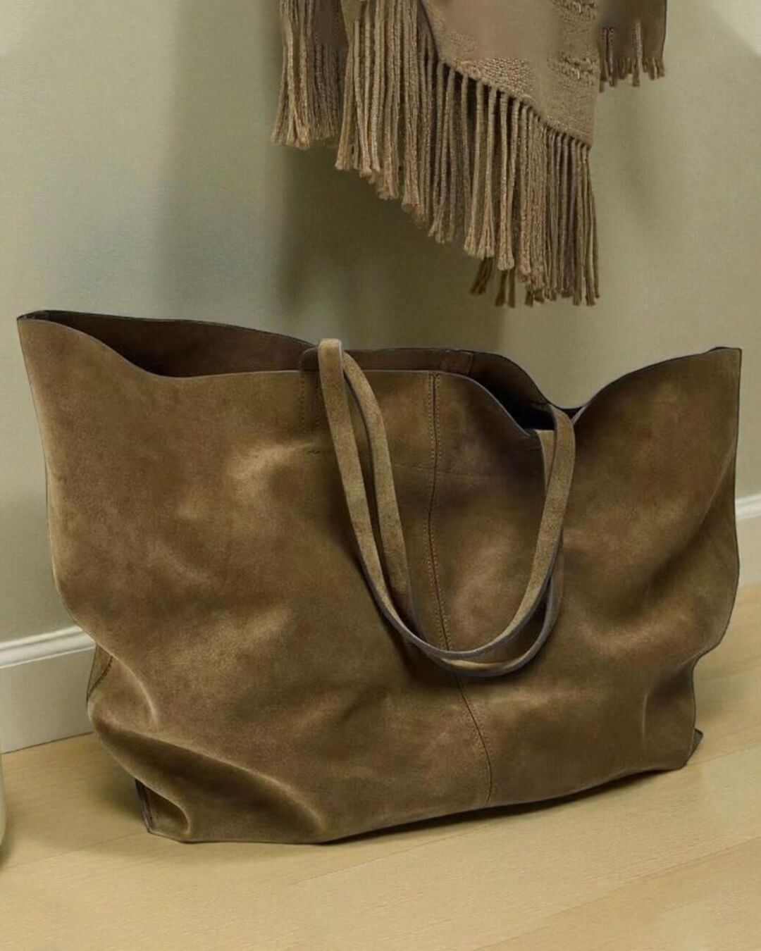 Cynthia Large Suede Tote Bag - Women's Everyday Shoulder Handbag - Image 4