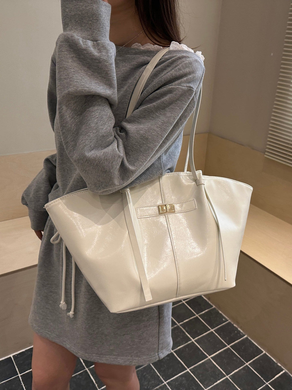 Gerda Shopper Leather Shopper Bag - Structured Large Tote - Image 21