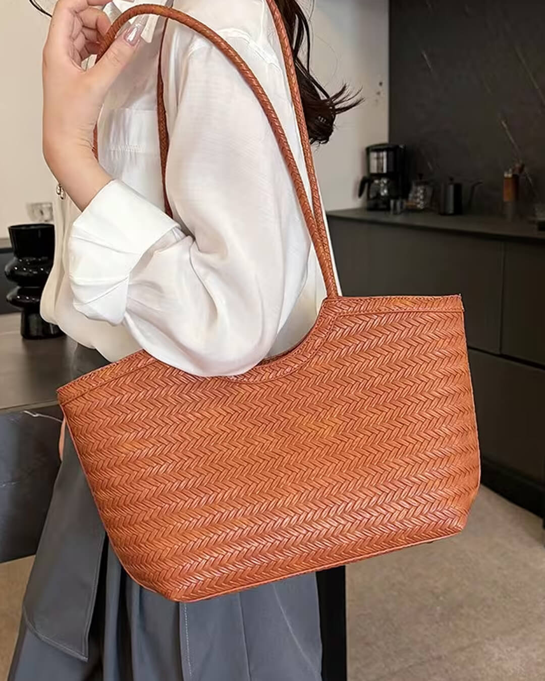 Rica Woven Faux Leather Handbag - Chic Woven Tote Bag - Image 6