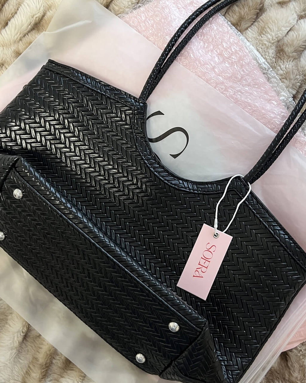 Rica Woven Faux Leather Handbag - Chic Woven Tote Bag - Image 2