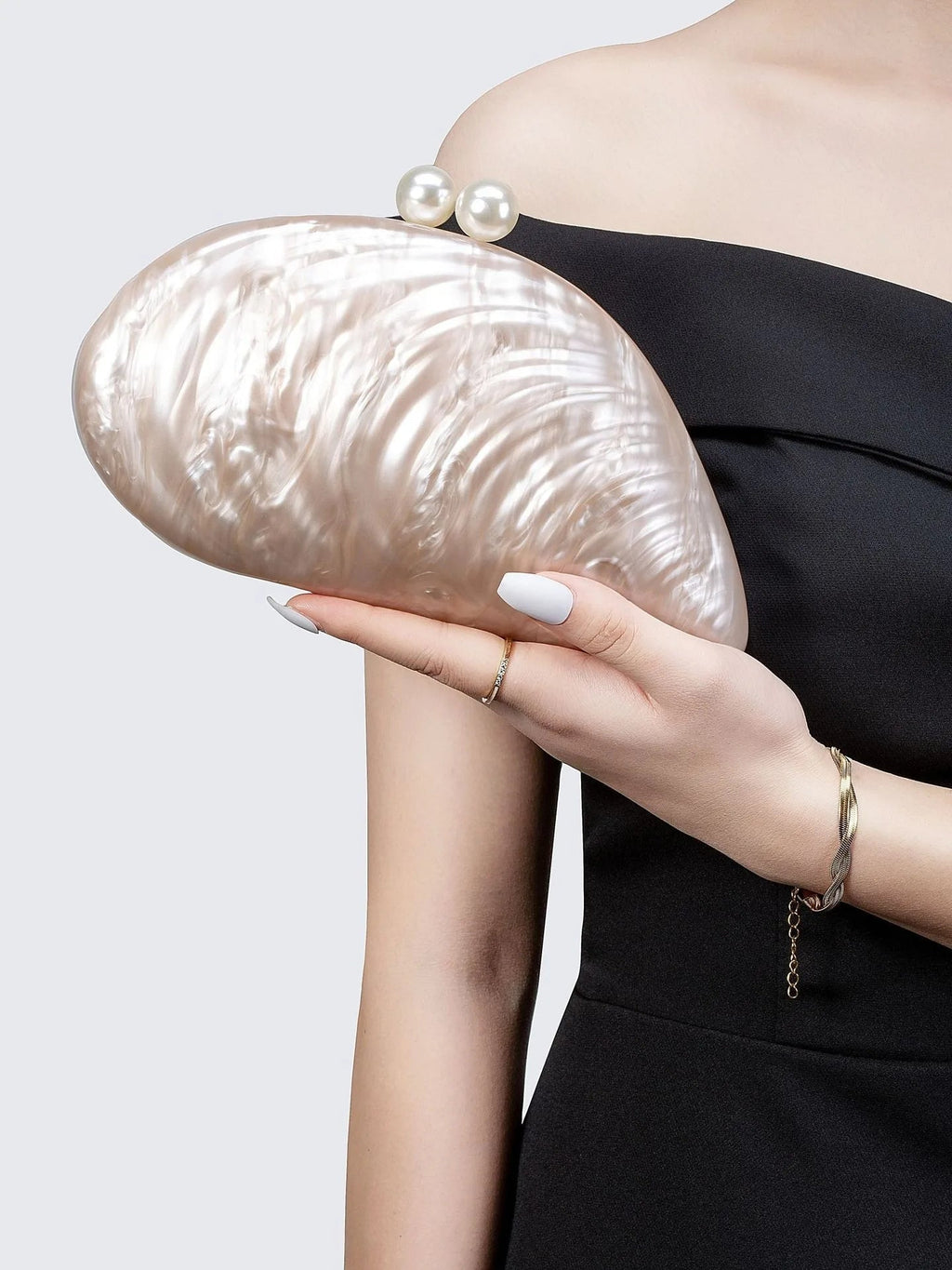 Valentina Shell-Shaped Clutch Purse - Women's Everyday Handbag - Image 2