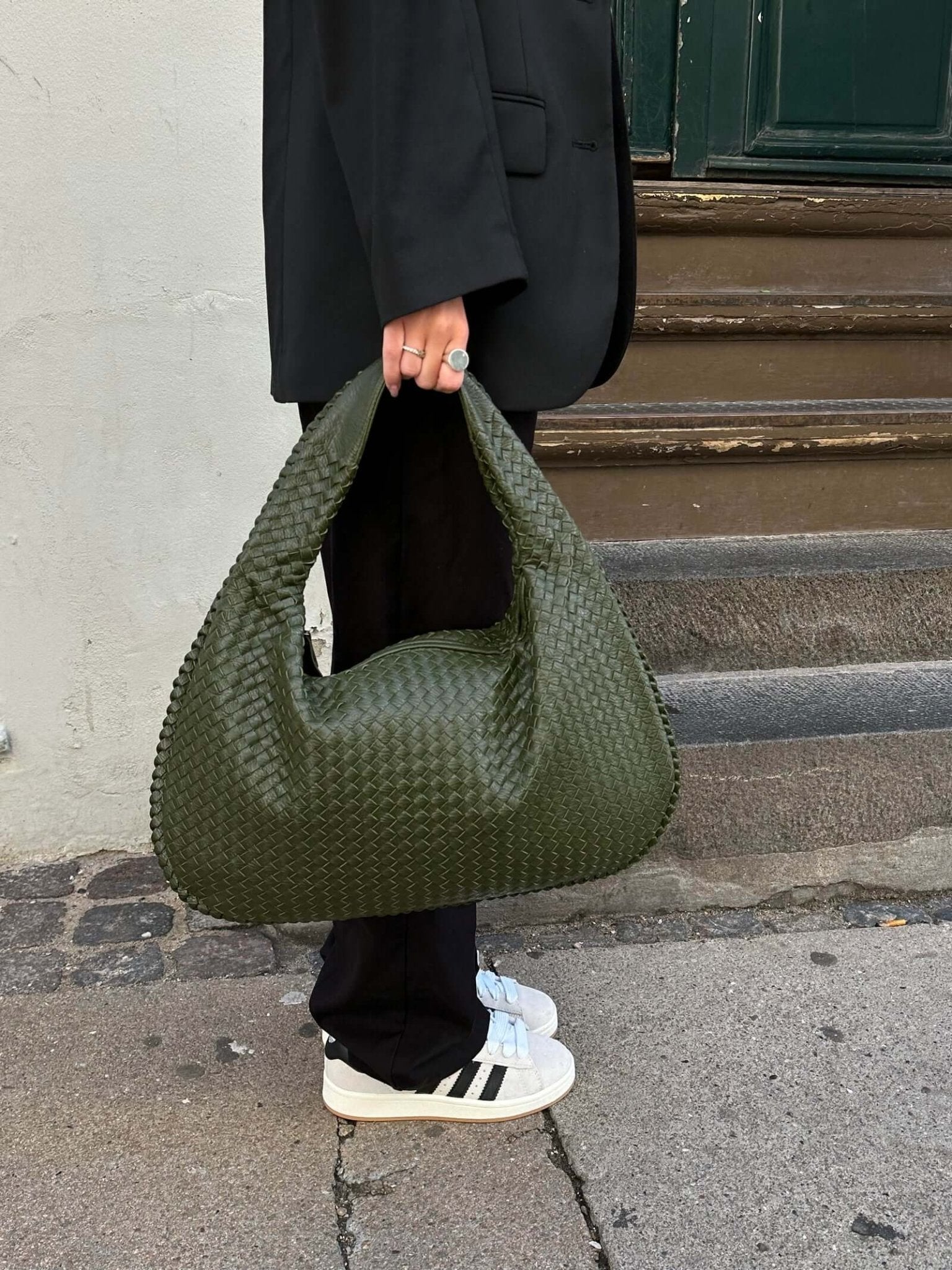 Woven Bag XL Oversized Woven Handbag - Lattice Detail Everyday Tote - Image 29