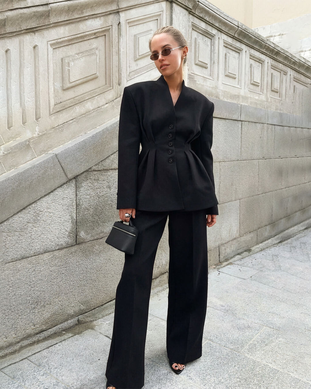 Empress Ruched-Waist V-Neck Blazer - Women's Fall and Winter Outerwear - Image 3