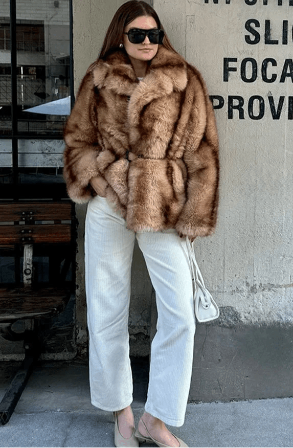 Fiona Brown Faux Fur Coat - Soft Wide-Waisted Jacket with Turn-Down Collar - Image 5