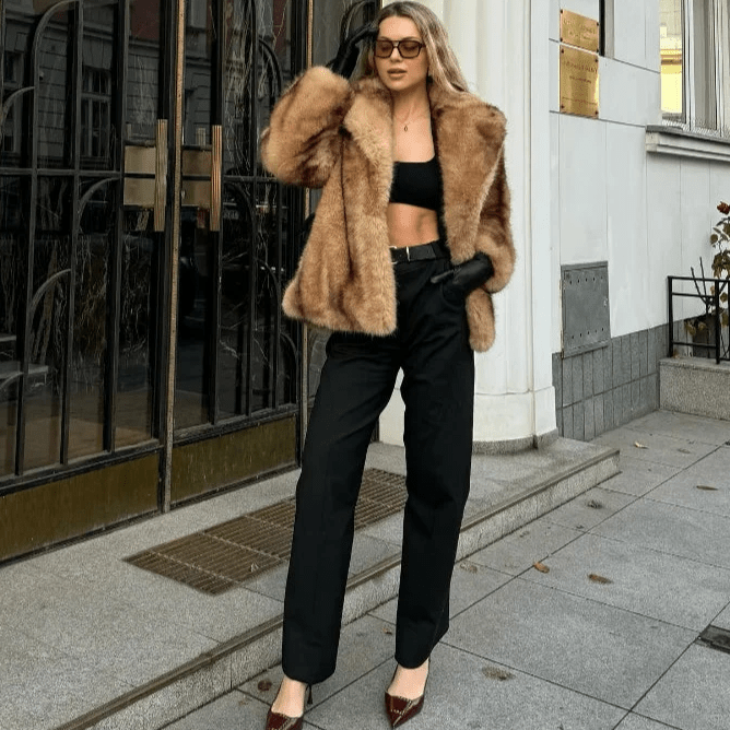 Fiona Brown Faux Fur Coat - Soft Wide-Waisted Jacket with Turn-Down Collar - Image 2