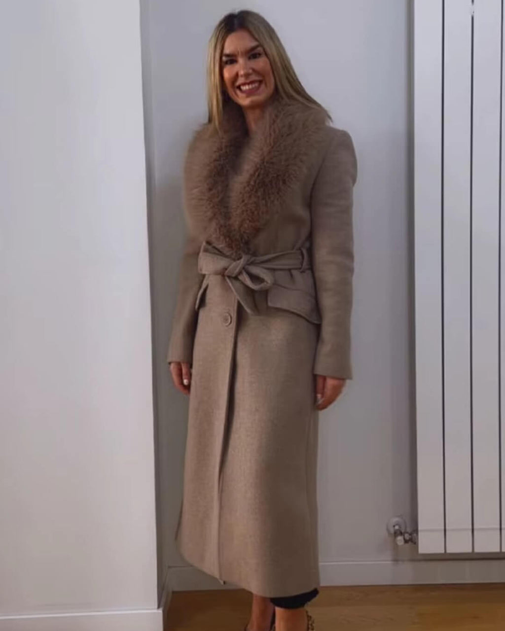 Flora Faux Fur Collar Maxi Coat - Women's Fall and Winter Outerwear - Image 7