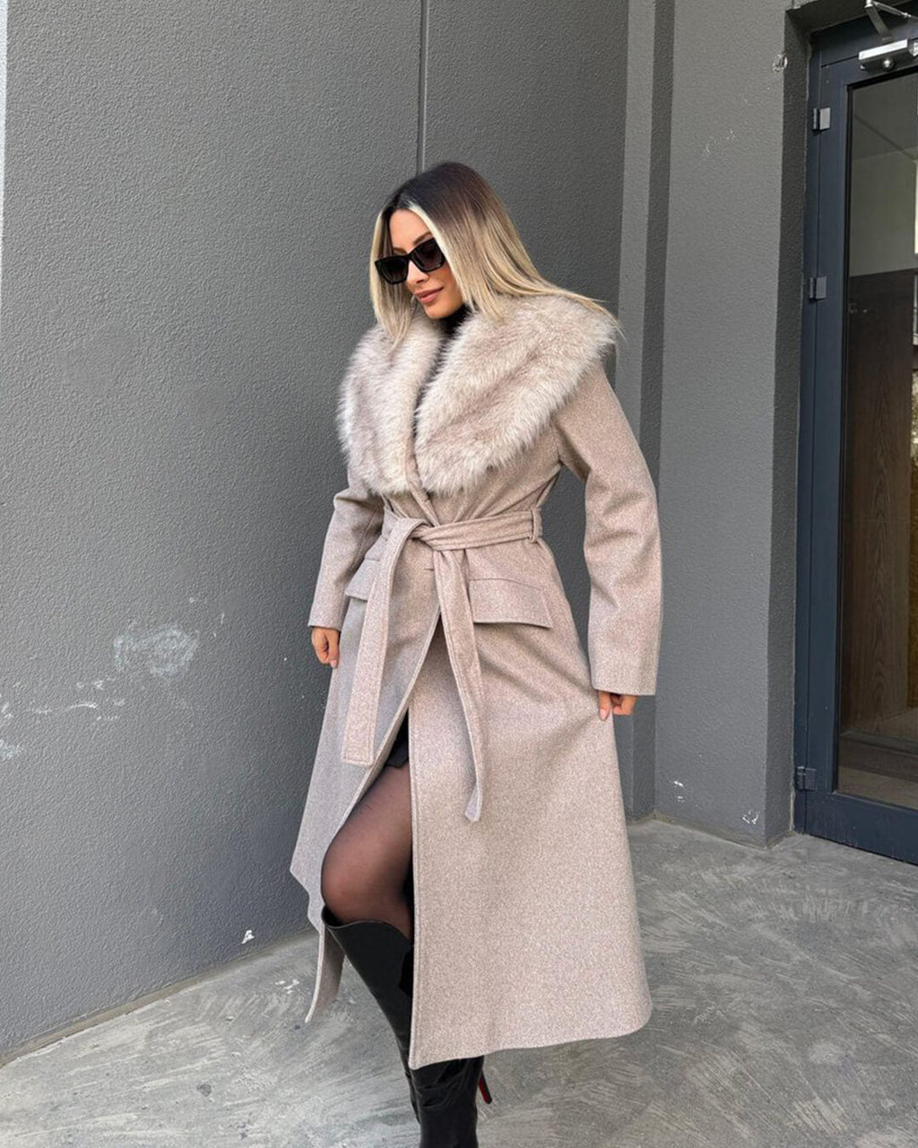 Flora Faux Fur Collar Maxi Coat - Women's Fall and Winter Outerwear - Image 3
