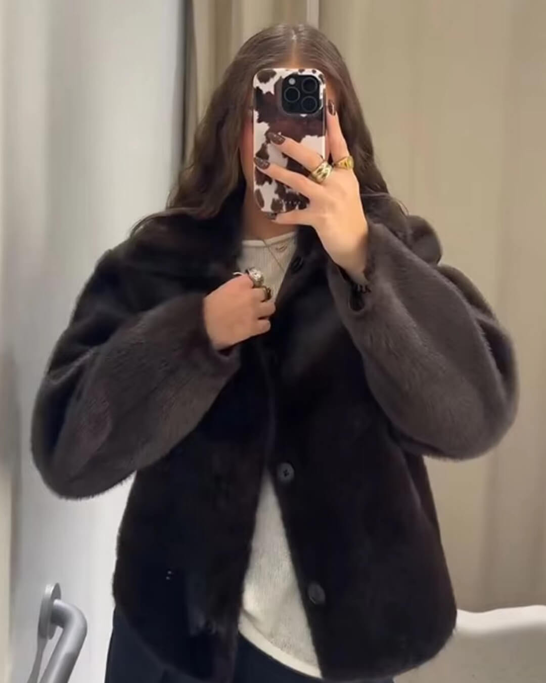Joana Reversible Faux fur Leather Jacket - Women's Fall and Winter Outerwear - Image 4