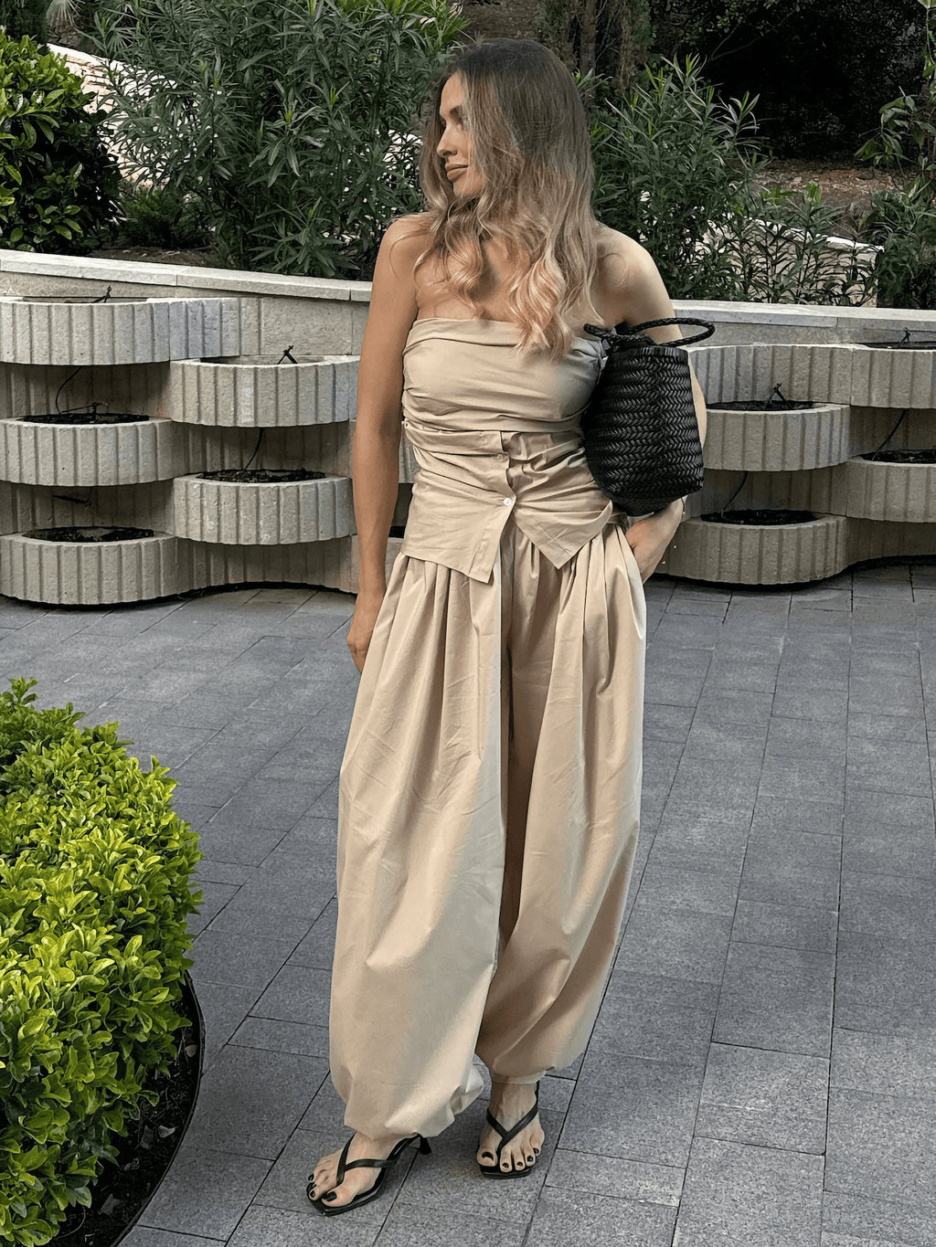 Kerry High-Waisted Balloon Pants - Women's Everyday Pants - Image 10