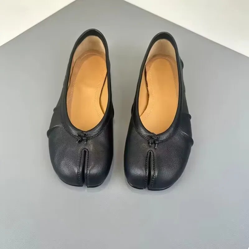 Bianca Vegan Leather Tabi Mules - Slip-On Split-Toe Flat Mules - Image 4