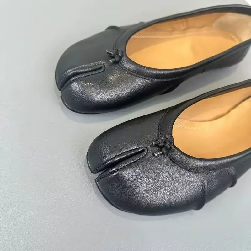 Bianca Vegan Leather Tabi Mules - Slip-On Split-Toe Flat Mules - Image 5
