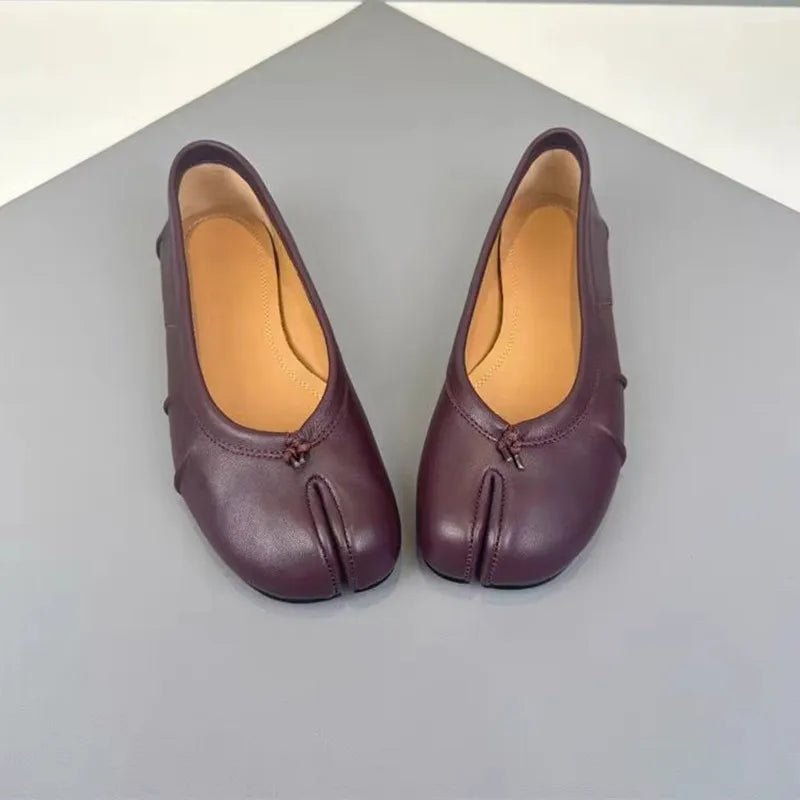 Bianca Vegan Leather Tabi Mules - Slip-On Split-Toe Flat Mules - Image 2