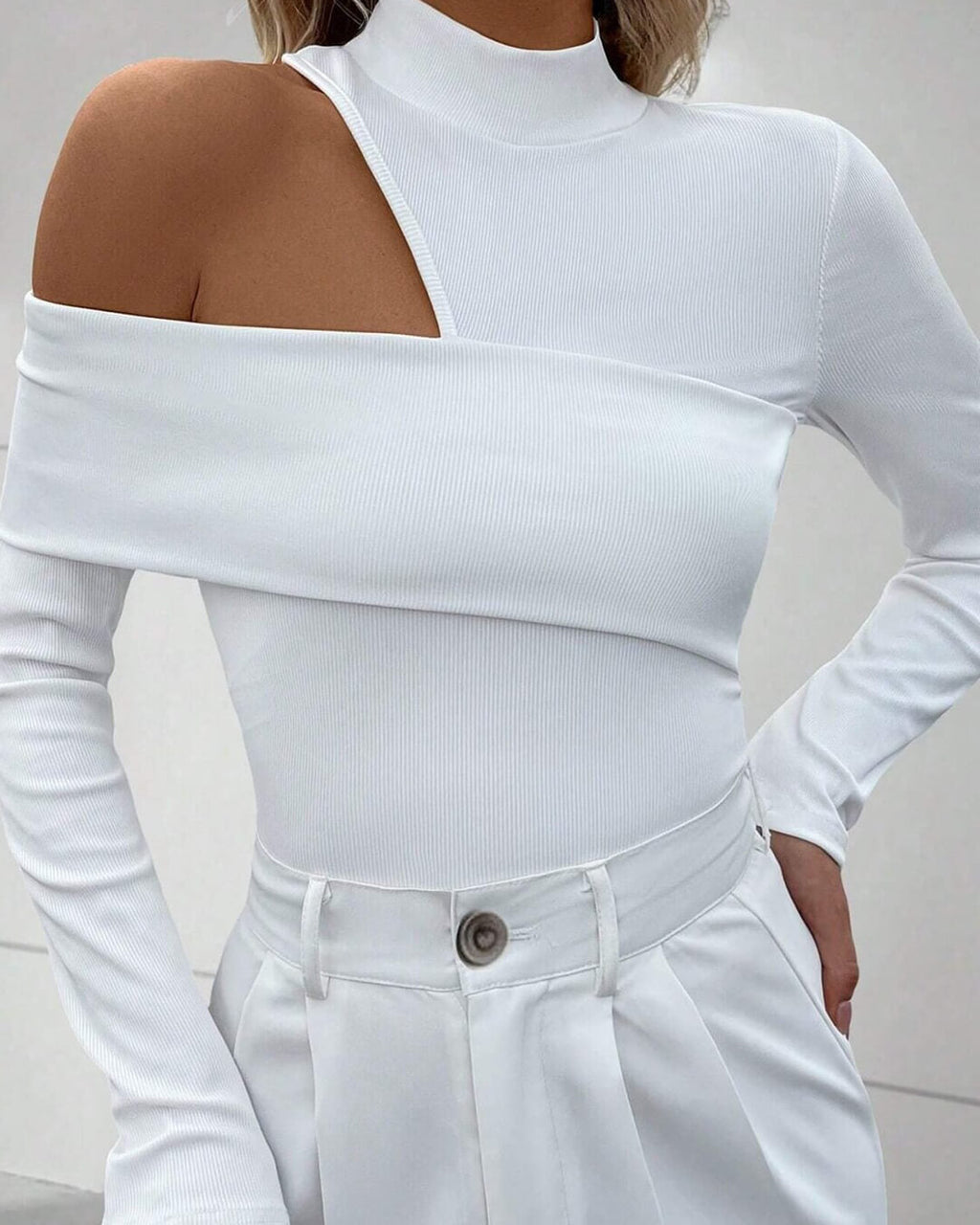Hazel Cutout Shoulder Knitted Top - Women's Everyday Fashion Top - Image 5